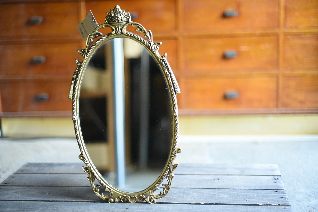 105800 ヴィンテージ　ゴールド　レリーフ　オーバルミラー