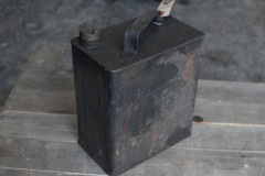 106747 英国製　ESSO  ガソリン缶