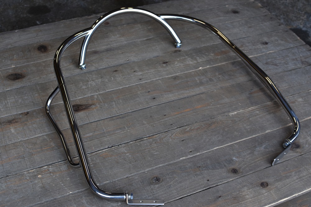 INNOCENT ORIGINAL　新品　スモール用　ベスパ　vespa　ウルマタイプ クラッシュバー