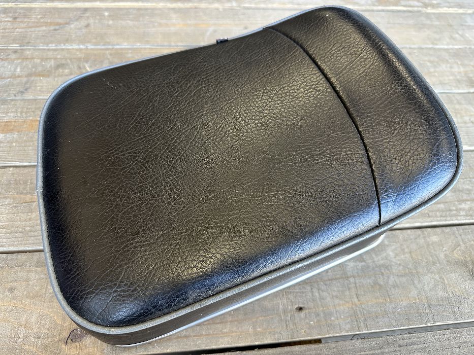 107443 Vespa ペスパ タンデムシート/ベース セット サドル ラック クラシックカー　