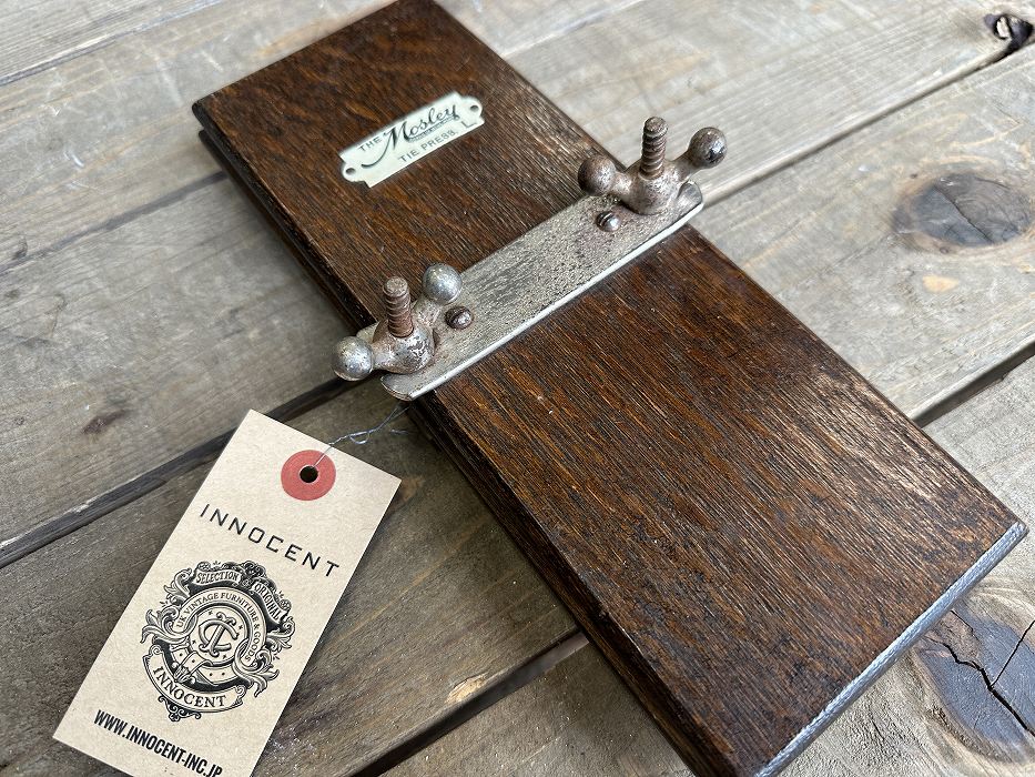 107393 ヴィンテージ　「THE Mosley BRAND OF MENS WEAR TIE PRESS.」　ネクタイプレス　MADE IN ENGLAND