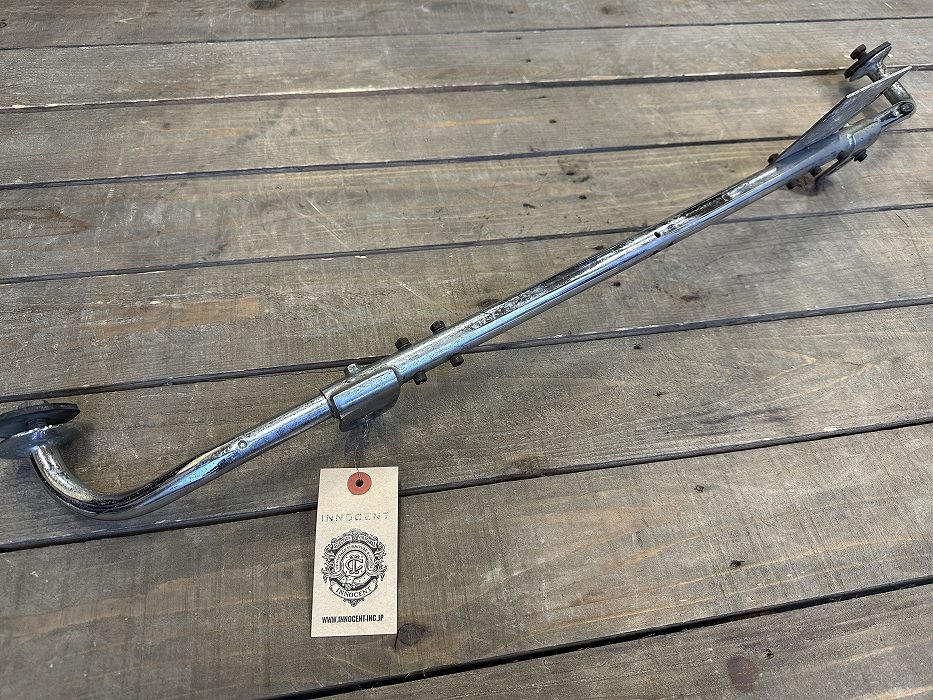 107446 ヴィンテージ　エンブレム　バー　 カーバッチ MADE IN ENGLAND 英国