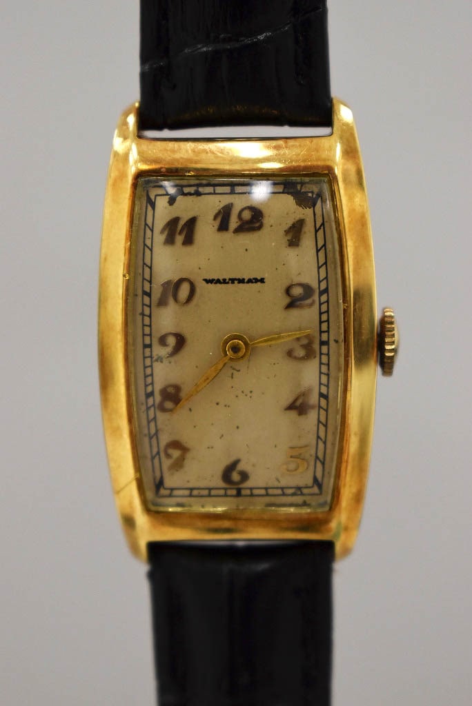 107706 腕時計 1934年「WALTHAM」ウォルサム 14KG トノー型（樽型）手巻き