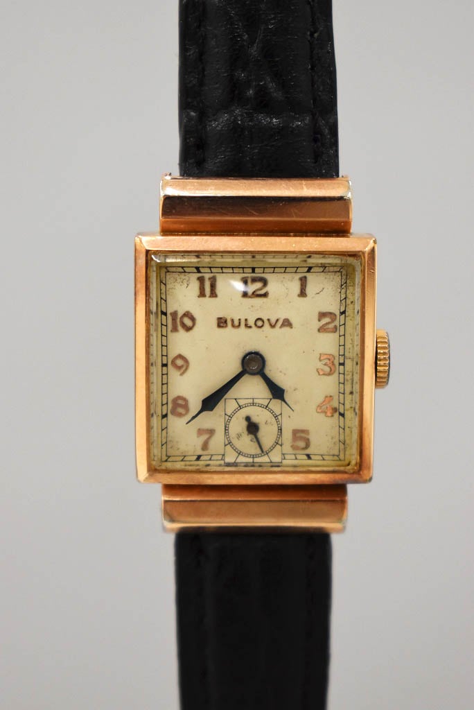 ヴィンテージ MADE IN SWISS レクタンギュラー カーベックス 手巻 時計