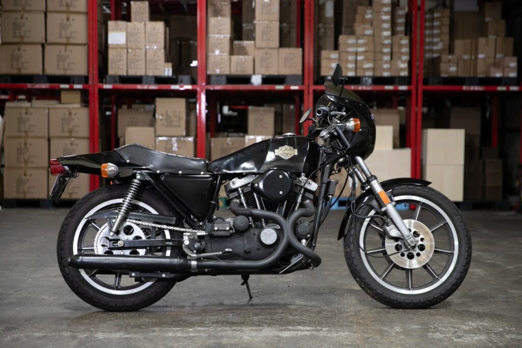 R0008 貸出停止中「1977年式 Harley Davidson XLCR」 ハーレーダビッドソン