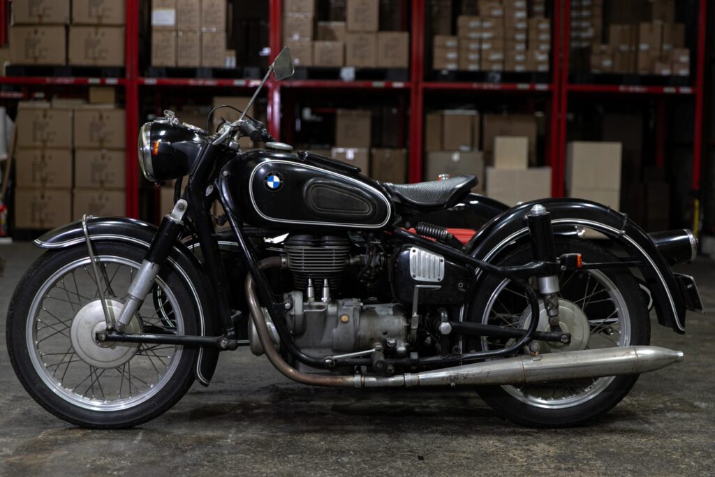 R0002 レンタル　貸出車両 「BMW R26 SIDECAR」サイドカー