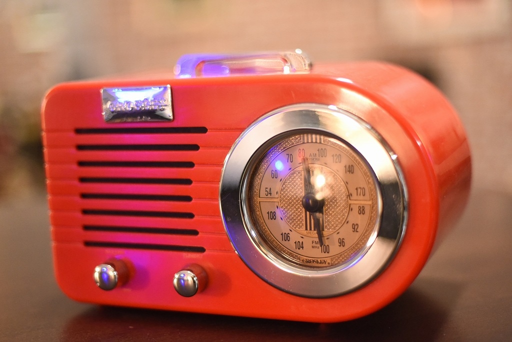 R0014 レンタル ラジオ 「CROSLEY CR-2」