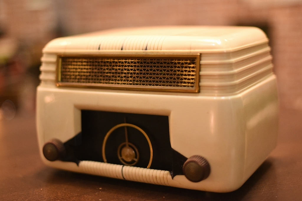 R0018 レンタル ヴィンテージ　ラジオ 「LANDVATTER RADIO SERVICE FE4-4061」