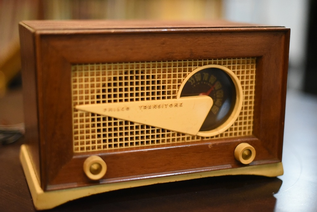 R0023 レンタル ヴィンテージ　ラジオ 「PHILCO TRANSITONE RADIO」