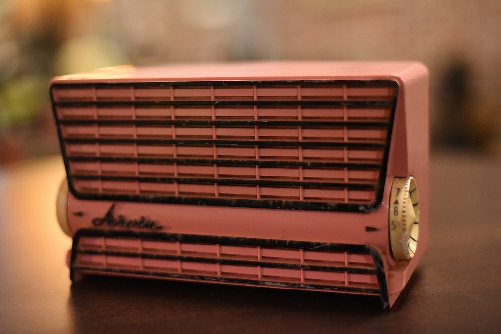 R0026 レンタル ヴィンテージ　ラジオ 「Arvin Radio MODEL 2581」