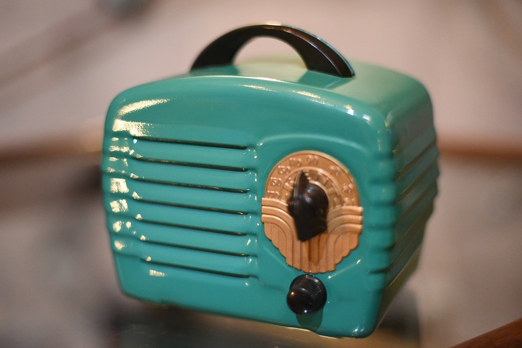 R0028 レンタル ヴィンテージ　ラジオ 「KENT RADIO」