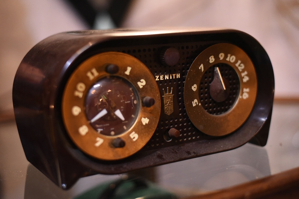 R0037 レンタル ヴィンテージ　ラジオ  「ZENITH Electronics U.S.A. No.S-10729」