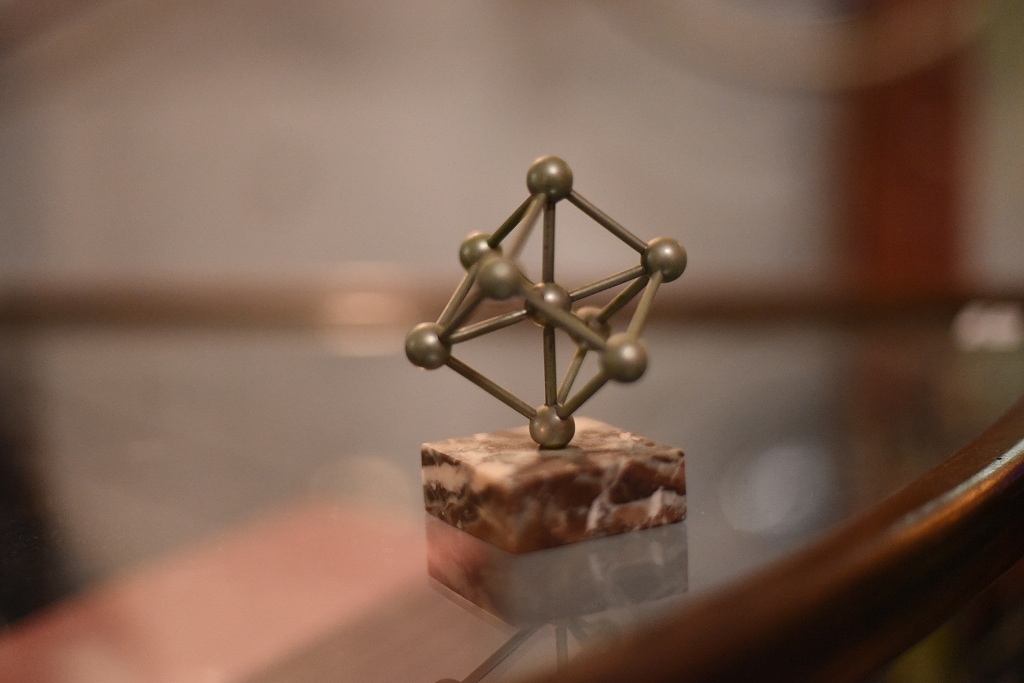 R0095 レンタル  ヴィンテージ　置物