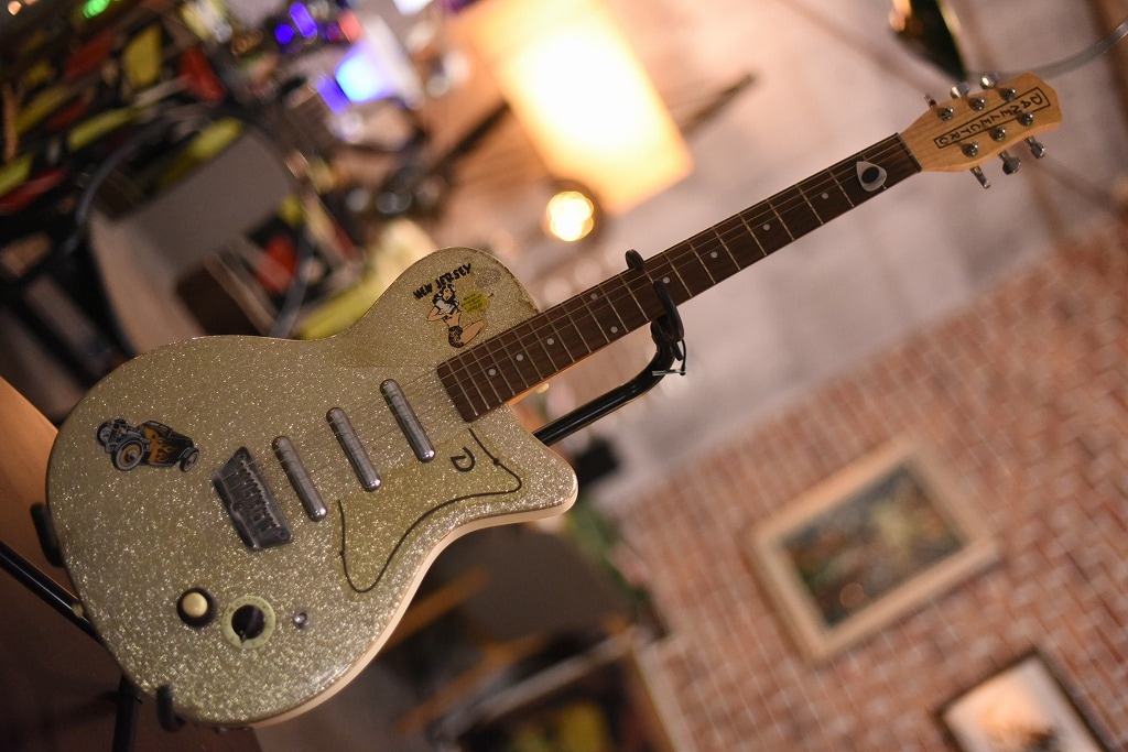 R0097 レンタル  ヴィンテージ　ギター「DANELECTRO」