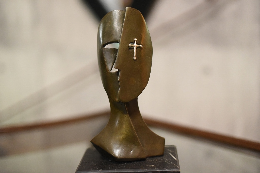 R0101 レンタル  ヴィンテージ 置物