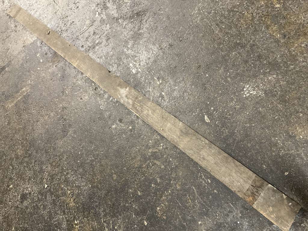 C0015 古木 古材 ライトオーク　古材板　Height：260cm  Width：11cm  Depth：2cm