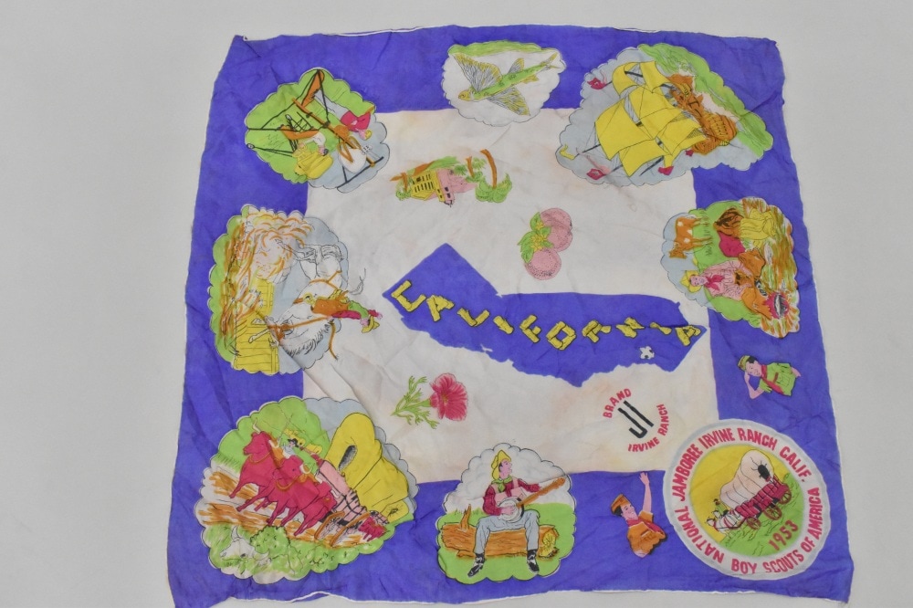 108817 ヴィンテージ 大判 スーベニア スカーフ   Souvenir scarf