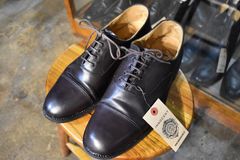 108911 レザーシューズ　内羽根式 オックスフォード シューズ  SIZE 9M