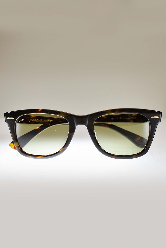 B-GDG「Black Beauty」 サングラス　フレーム：グレイデミ/レンズ：グリーン 　INNOCENT Original Products