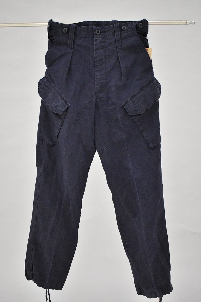 108977 実物 USED イギリス軍 ROYAL NAVY COMBAT カーゴパンツ スラントポケット