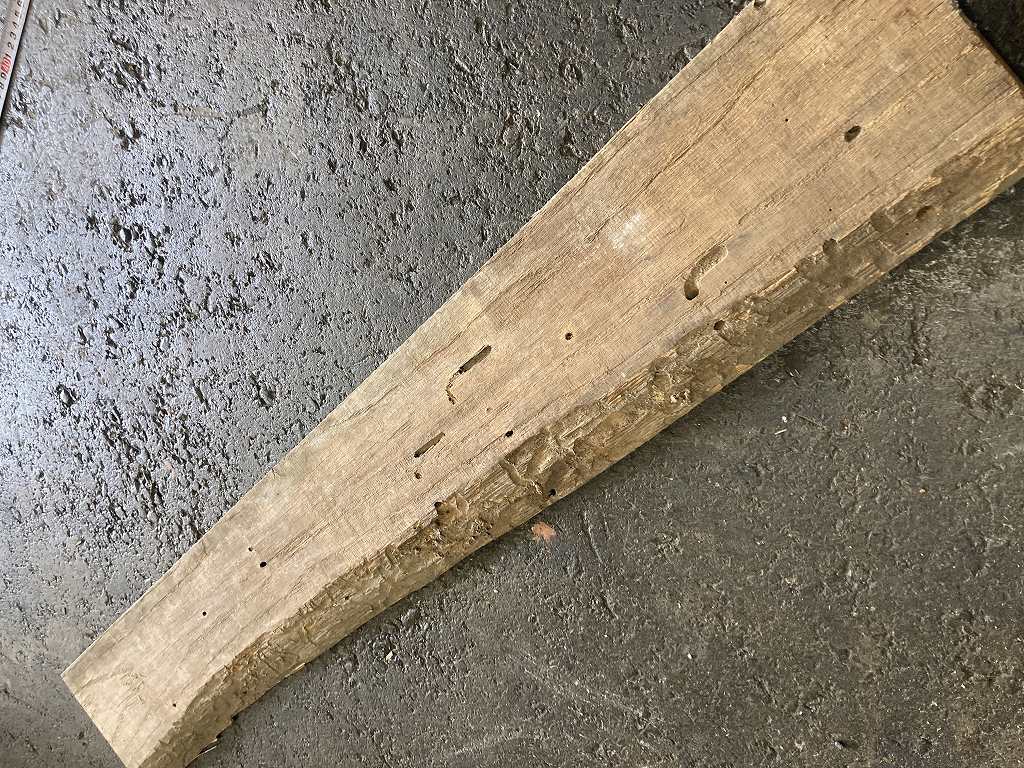 C0089 古木 古材 ライトオーク　古材板　Height：107cm  Width ：15cm  Depth ：3cm