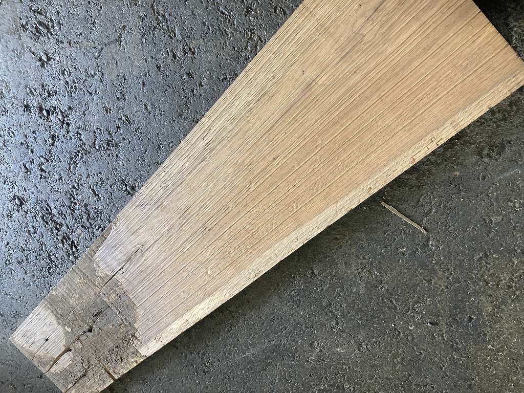 C0094 古木 古材 ライトオーク　古材板　Height：108cm  Width ：23cm  Depth ：2cm