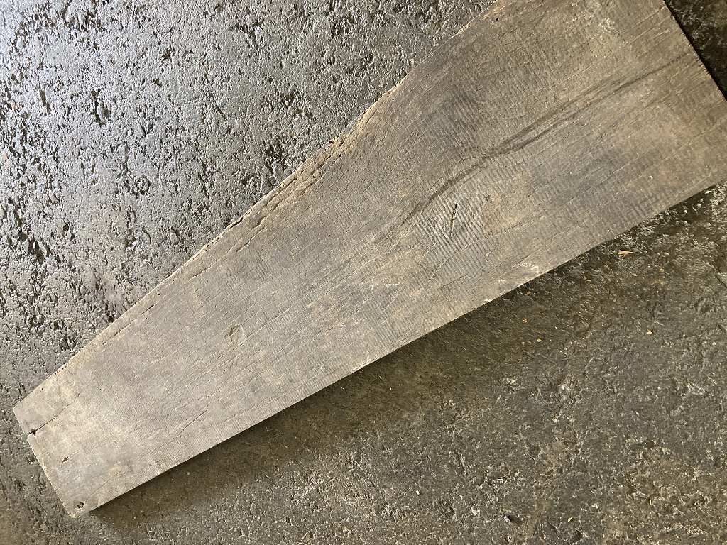 C0095 古木 古材 ライトオーク　古材板　Height：82cm  Width ：16cm  Depth ：2cm