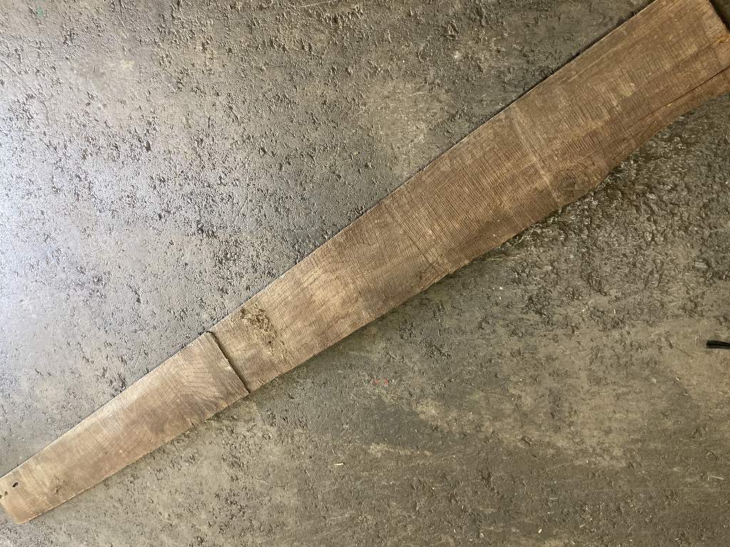C0137 古木 古材 ライトオーク　古材板　Height：239cm  Width ：17cm  Depth ：3cm