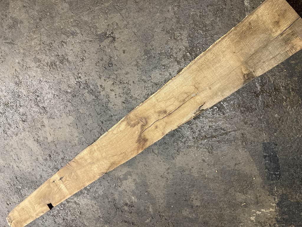 C0163 古木 古材 ライトオーク　古材板　Height：242cm  Width ：18cm  Depth ：5cm