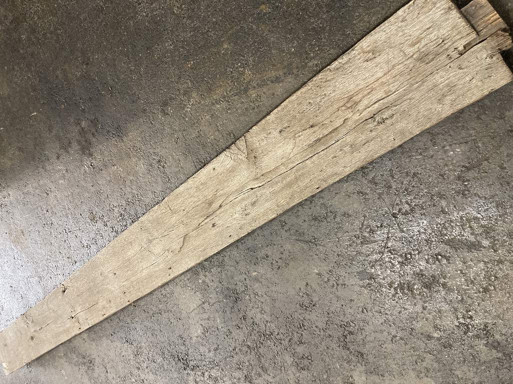 C0168 古木 古材 ライトオーク　古材板　Height：318cm  Width ：28cm  Depth ：5.5cm