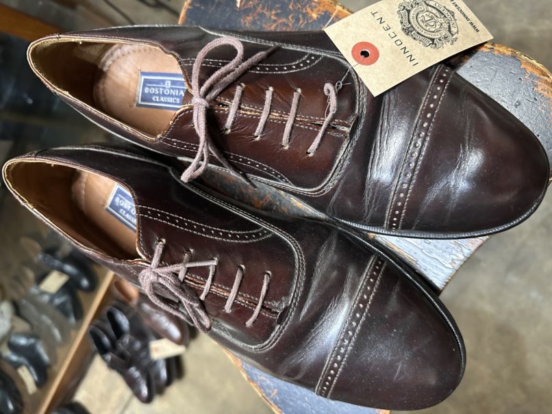 109823 「BOSTONIAN」レザーシューズ  内羽根 MADE IN INDIA SIZE 10
