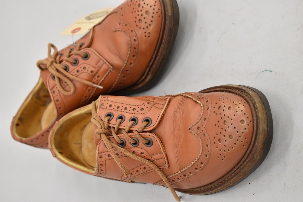109845「Tricker's」 wing tip　トリッカーズ スウェード MADE IN ENGLAND 