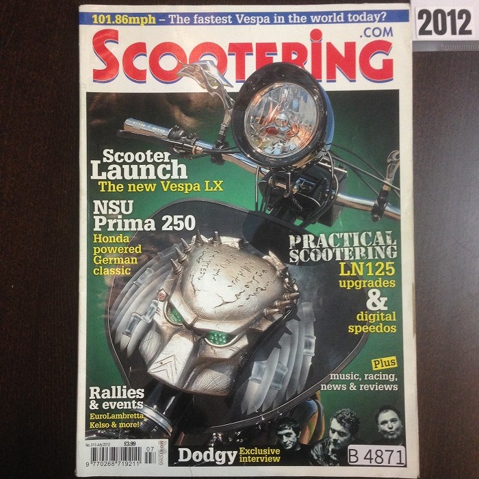 B4871 2012 「SCOOTERING」 ベスパ ランブレッタ 英国 旧車雑誌