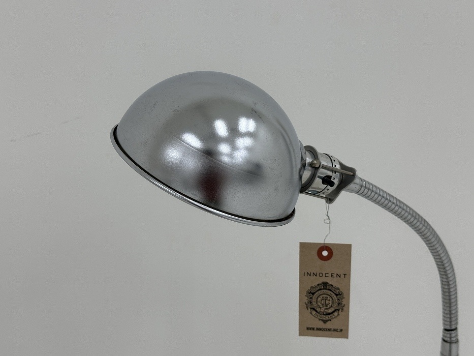 108132 「LEVITON」「 PORTABLE LAMP」 照明 スタンド デスクライト