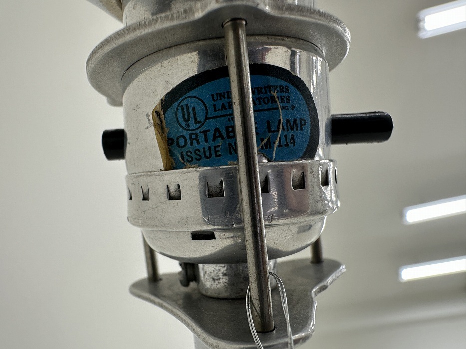 108132 「LEVITON」「 PORTABLE LAMP」 照明 スタンド デスクライト