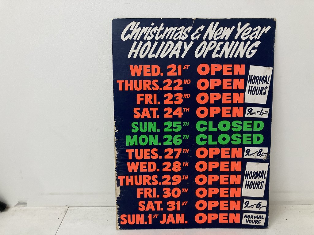 108492「Christmas & New Year HOLIDAY OPENING」Business hours ガレージ 看板 店舗什器