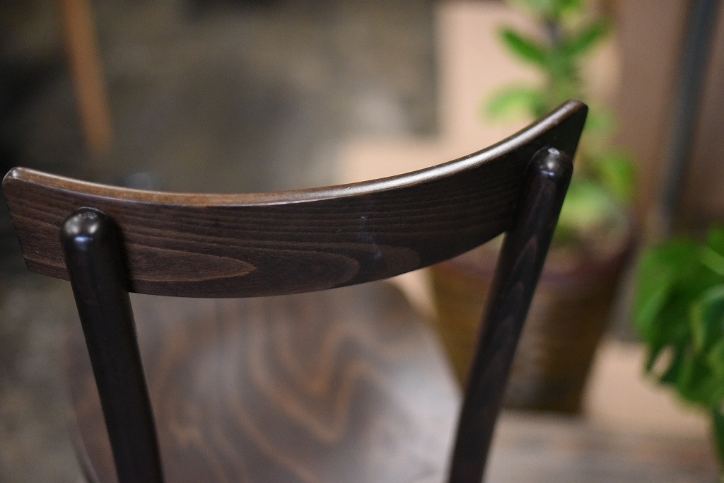 104608 USED TON CHAIR　中古