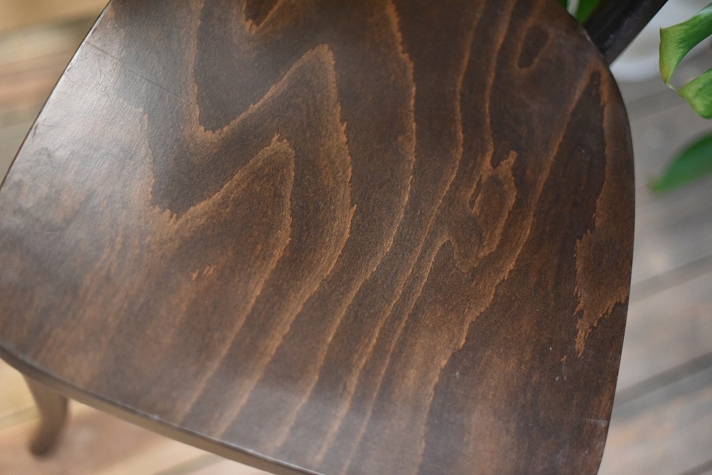 104608 USED TON CHAIR　中古