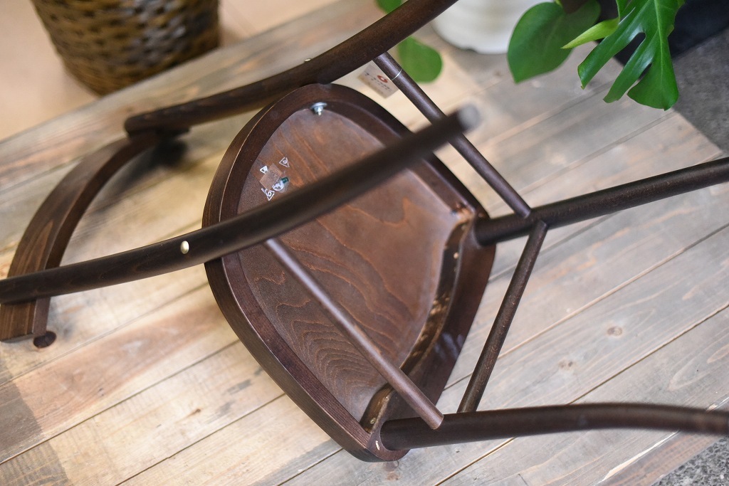 104608 USED TON CHAIR　中古