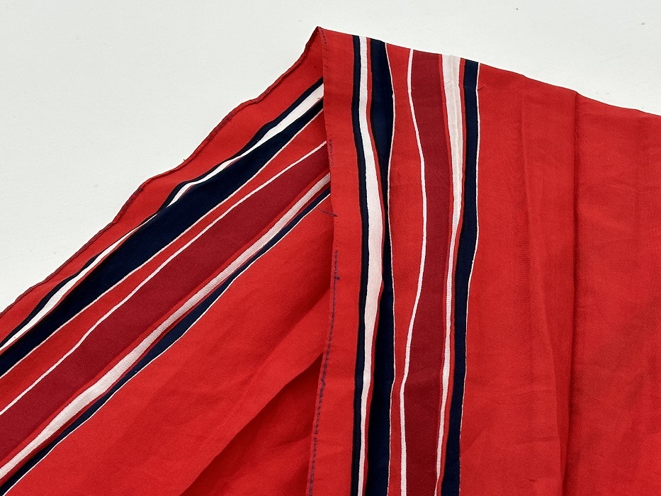 107278 ヴィンテージ　スカーフ　マフラー　ストール 　TREVIRA