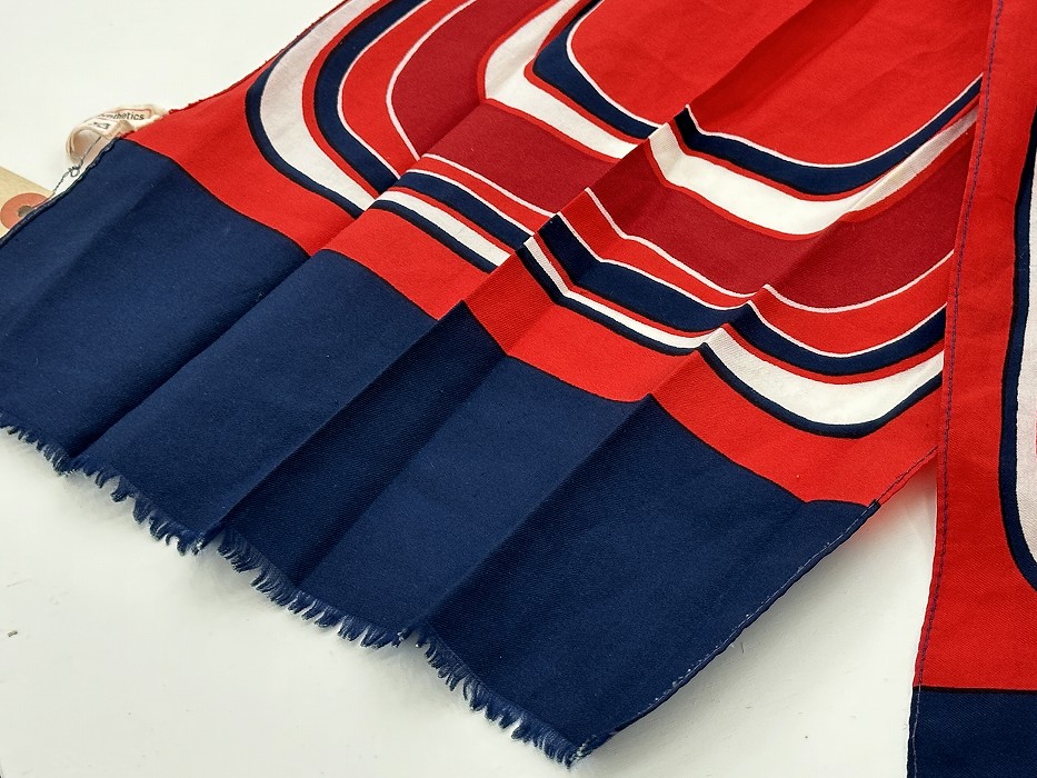 107278 ヴィンテージ　スカーフ　マフラー　ストール 　TREVIRA