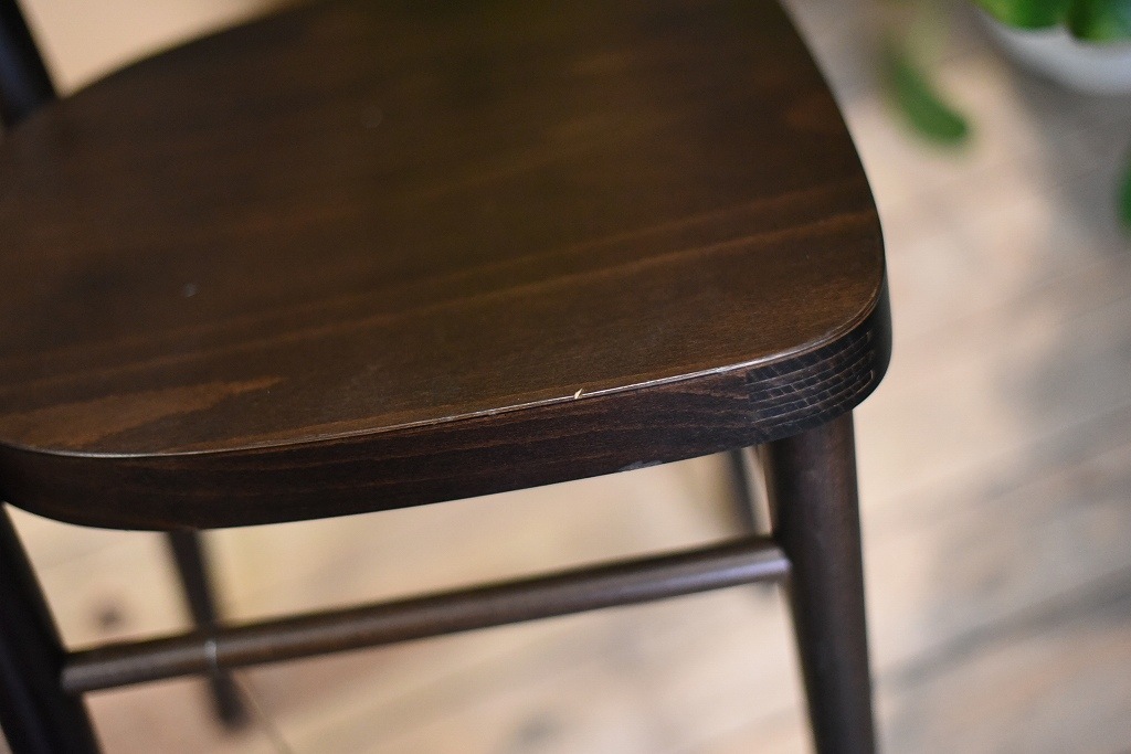 104610 USED TON CHAIR　中古