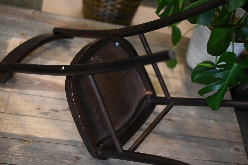 104610 USED TON CHAIR　中古