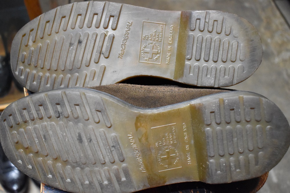 109077 ヴィンテージ シューズ「 ドクターマーチン」　Dr. Martens 3ホール スウェード MADE IN ENGLAND 