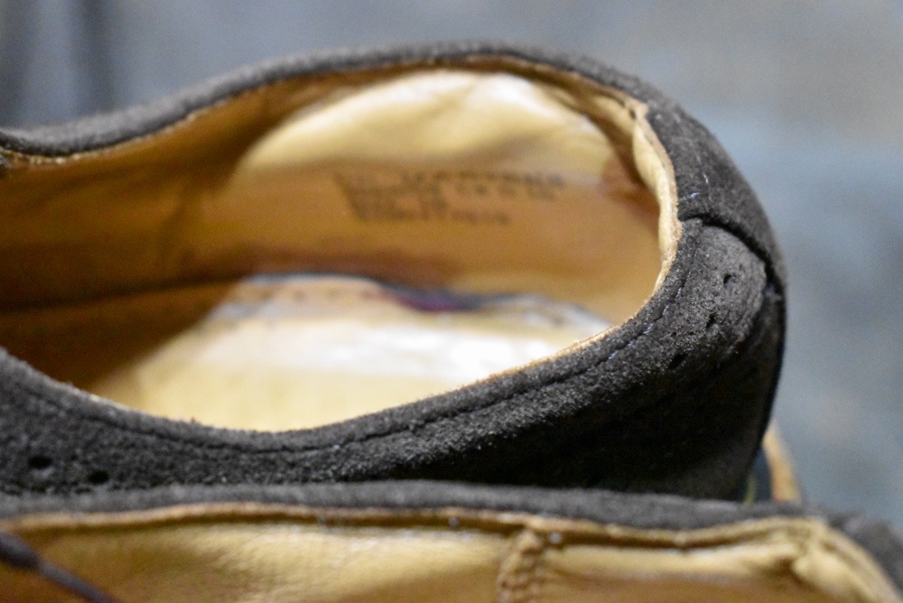 109077 ヴィンテージ シューズ「 ドクターマーチン」　Dr. Martens 3ホール スウェード MADE IN ENGLAND 