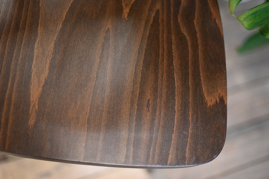 104607 USED TON CHAIR　中古