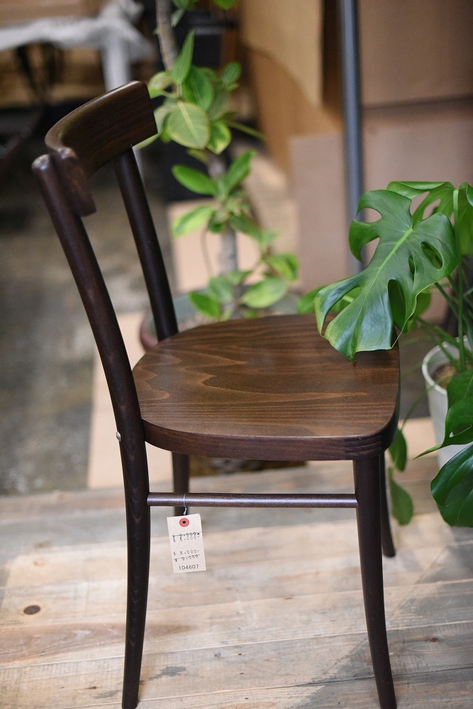 104607 USED TON CHAIR　中古