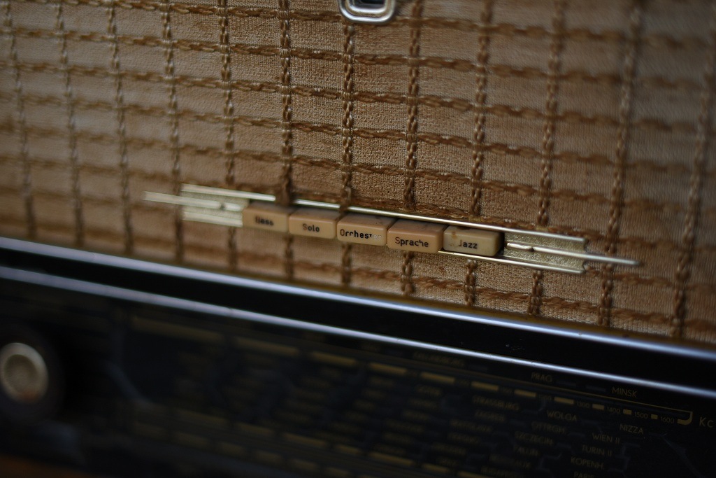104903 ヴィンテージ　「RFT DiamantⅡ」　ラジオ　ドイツ製 MADE IN GERMANY