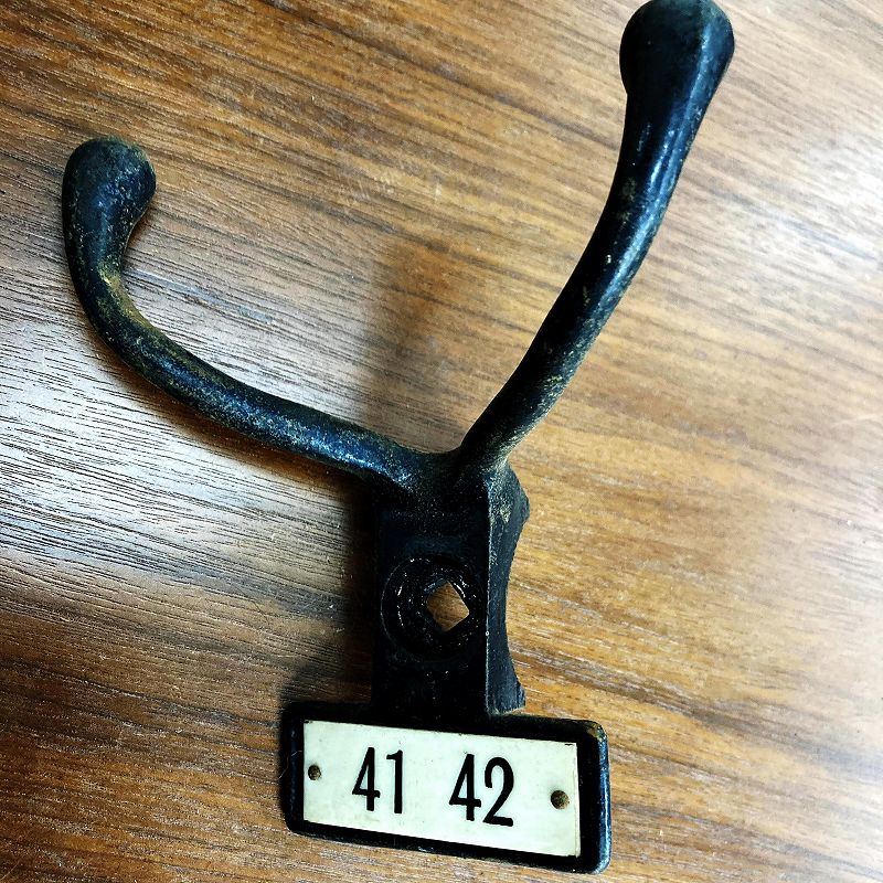 A0032 ヴィンテージ アイアン フック　ウォールハンガー　ダブルフック