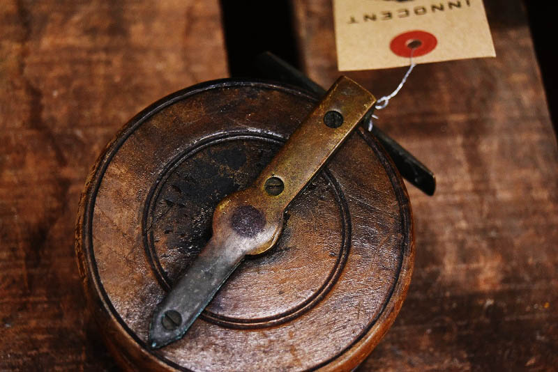 made in ENGLAND イングランド製 古いリール フライリール